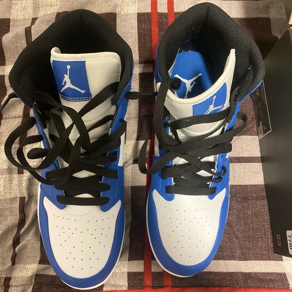 Jordan 1 High Royal Blue Cleats - Picture 4 of 6
